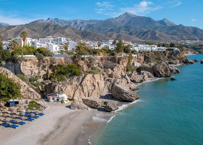 Apartamento en Edificio Torresol, 1ª linea de playa en Nerja