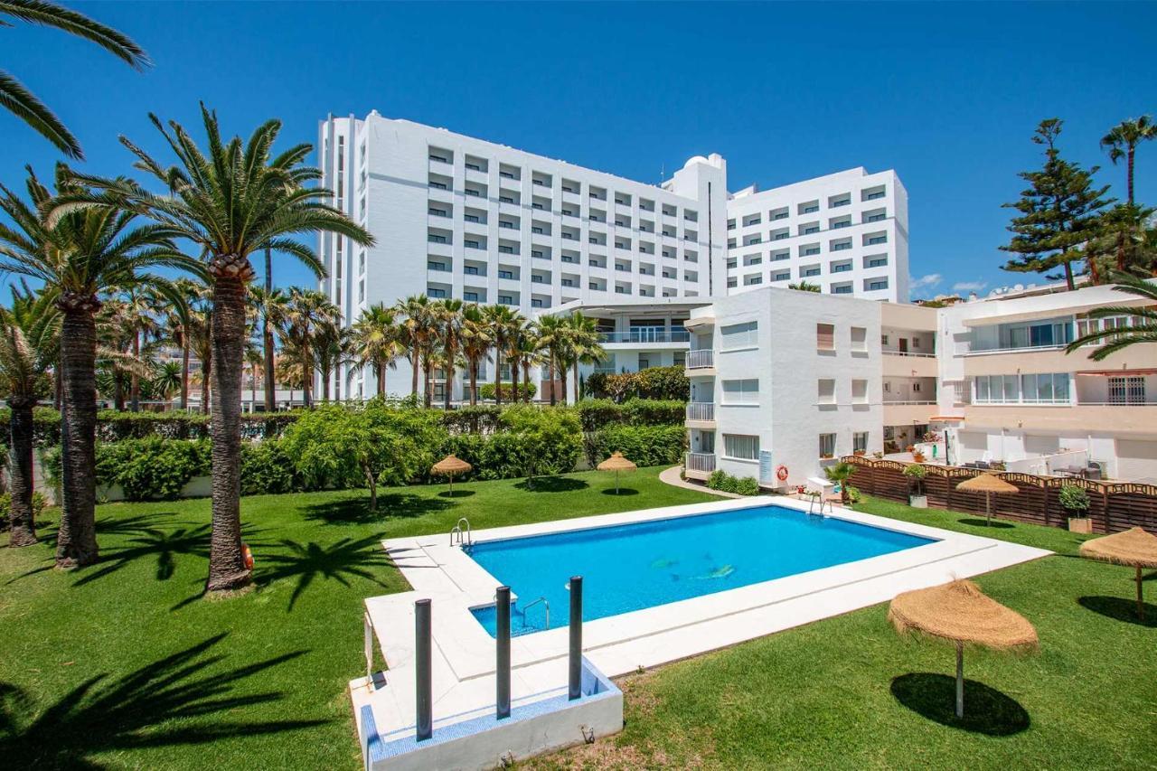 En Edificio Torresol, 1ª Linea De Playa En Apartment *