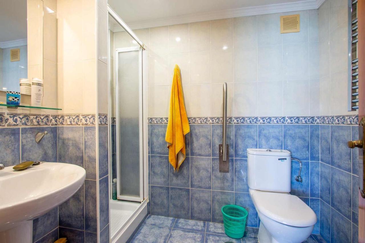 En Edificio Torresol, 1ª Linea De Playa En Apartment Nerja